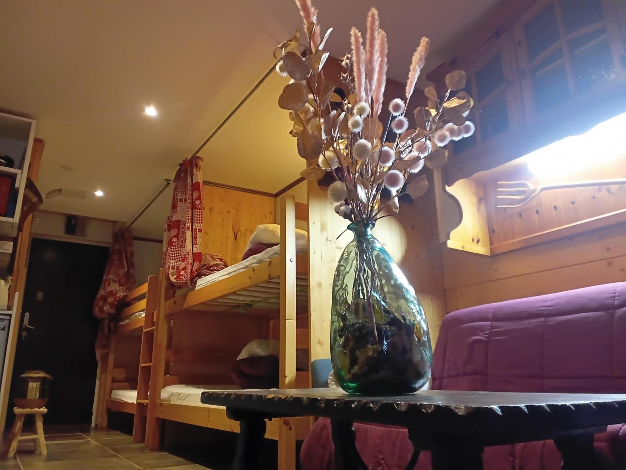 Les Neves Apartment วัลโตรองส์ ภายนอก รูปภาพ