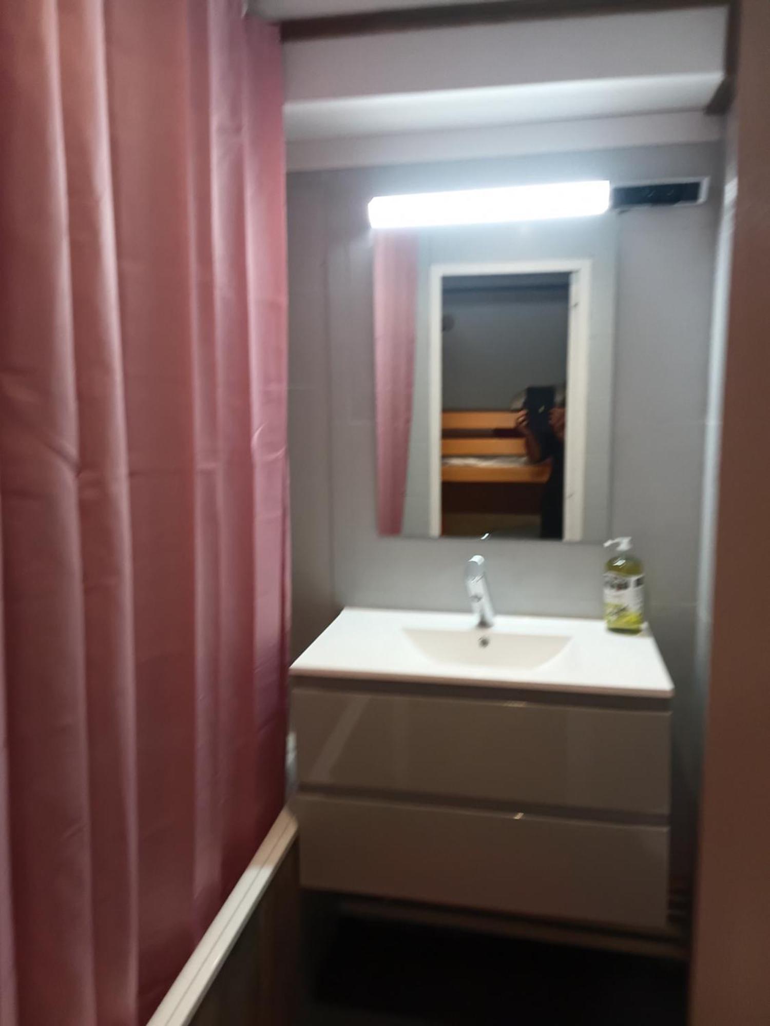 Les Neves Apartment วัลโตรองส์ ภายนอก รูปภาพ